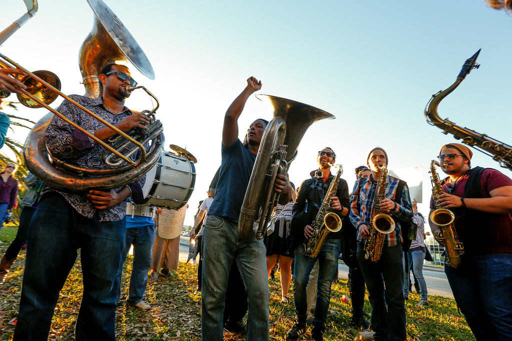 Trumpets Trump Drumpf