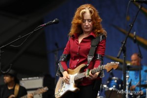 New Orleans Jazz Fest 2016 - Bonnie Raitt