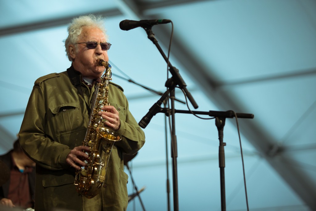 JF17-25 - Lee Konitz